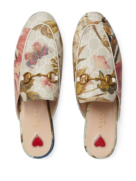 women Gucci slippers princetown